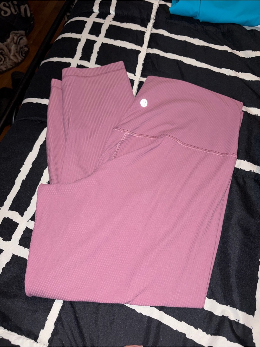NWOT Lululemon High-Rise Ribbed Leggings - Mauve Pink